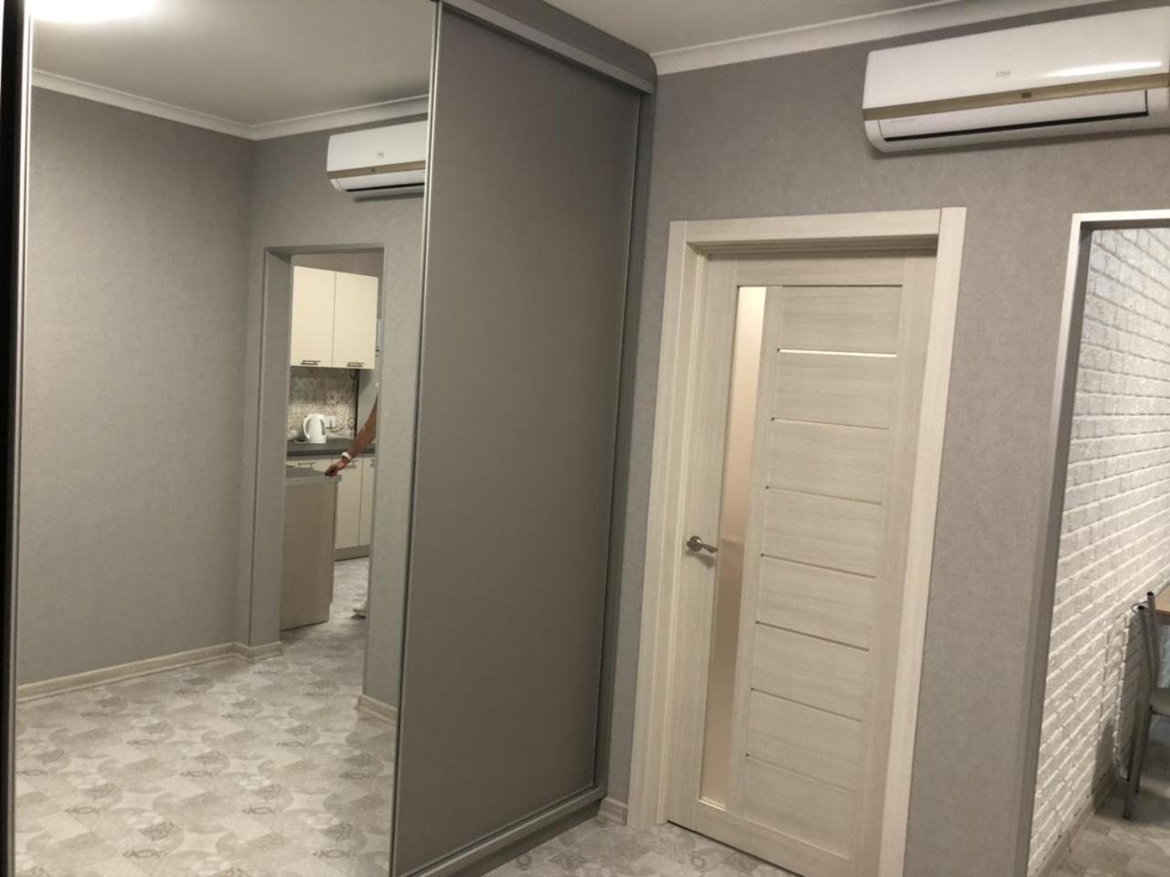 Квартира Парковые Озера Daire Kiev Dış mekan fotoğraf